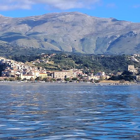 Levante Rooms Scalea Bagian luar foto