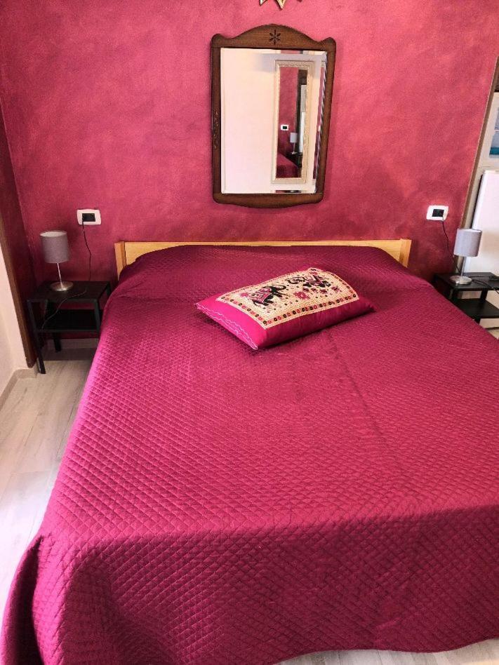 Levante Rooms Scalea Bagian luar foto