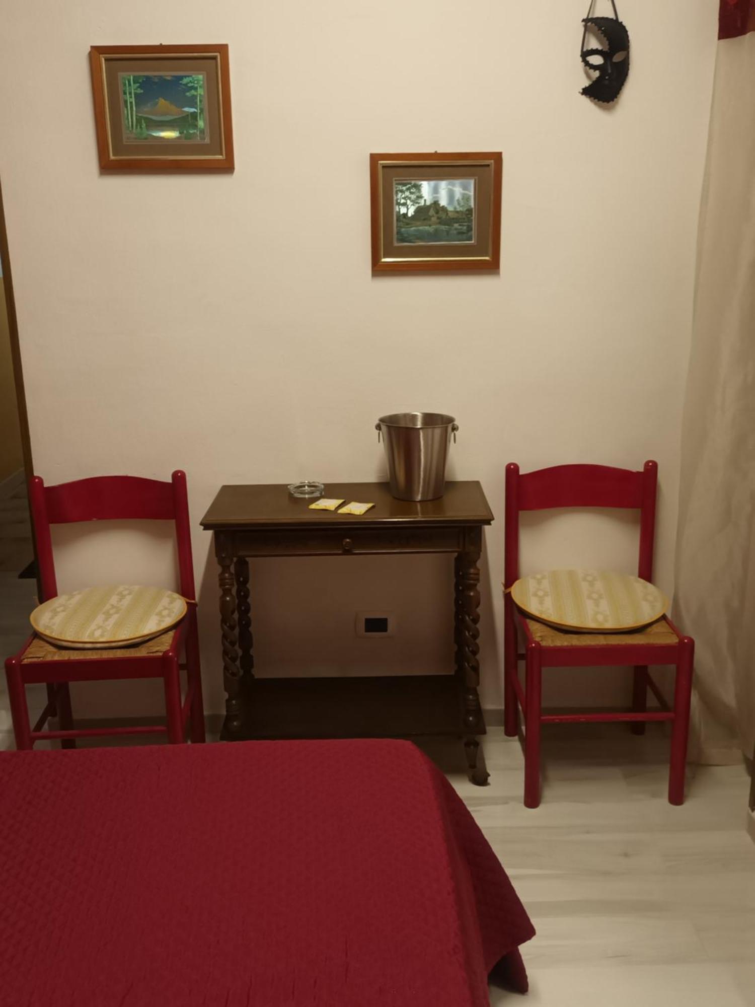 Levante Rooms Scalea Bagian luar foto